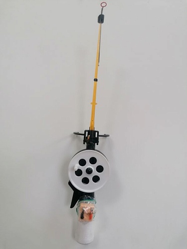 Удочка оснащеная хариузовая