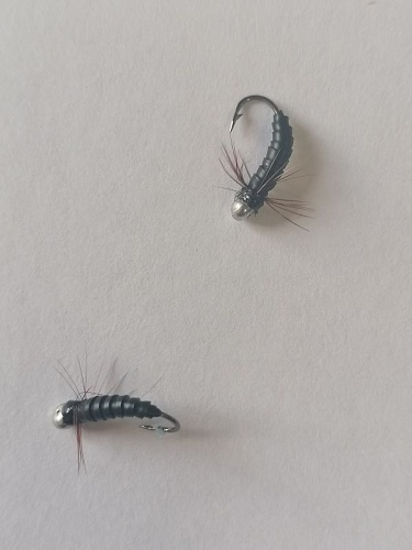 Мушка из ПВХ ленты, кр. №12 (Scud) Мушка из ПВХ ленты, кр. №12 (Scud)